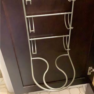 Over the door bathroom organizer